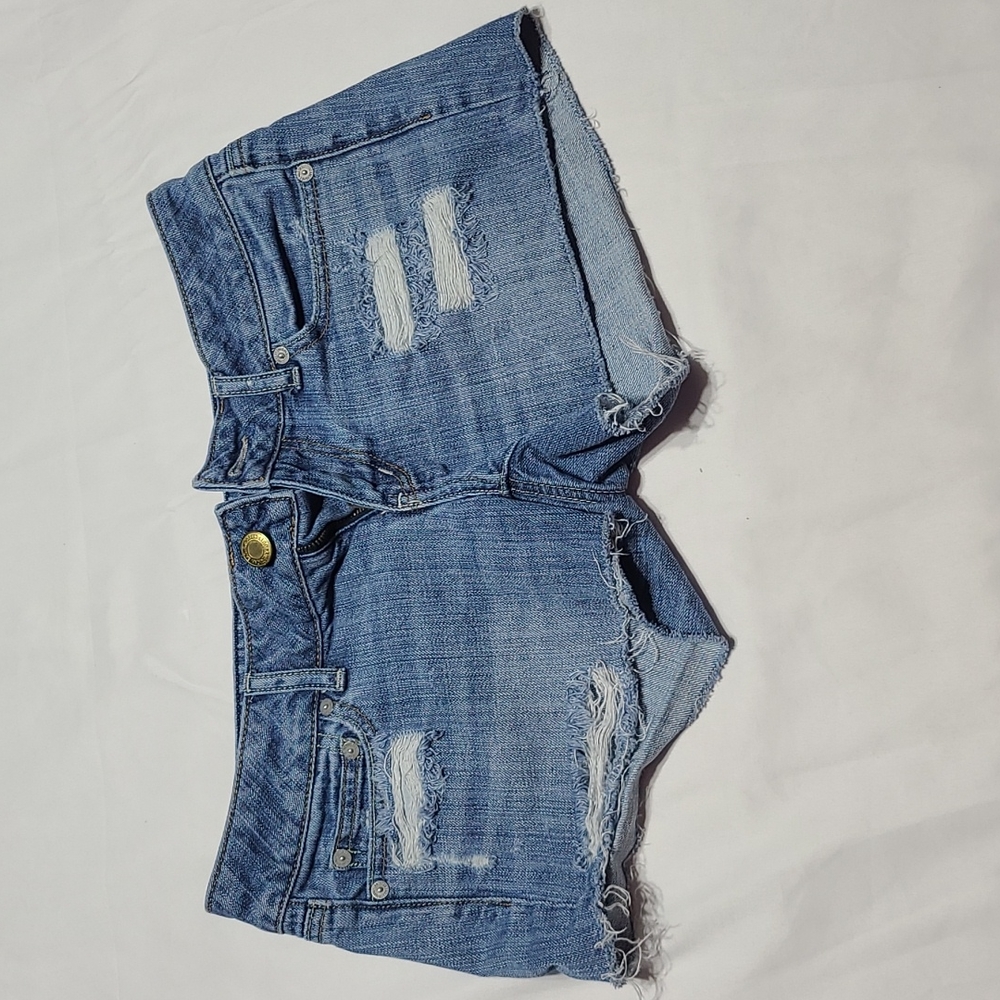 American Eagle Outfitters cutoff shorts 4